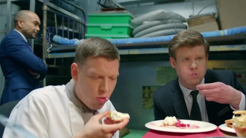 Кадры из сериала Отель Элеон (2016)